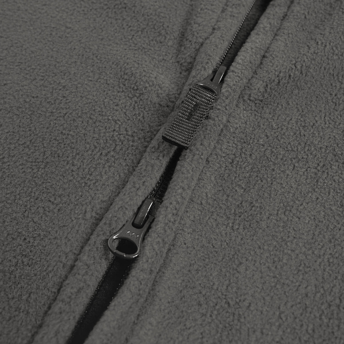 ISOLEX フリースタンドベスト charcoal image